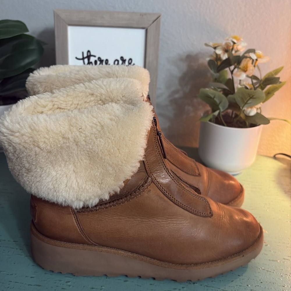 UGG Cream Shearling Boots SZ 5.5 Wos box 155 - Picture 5 of 7